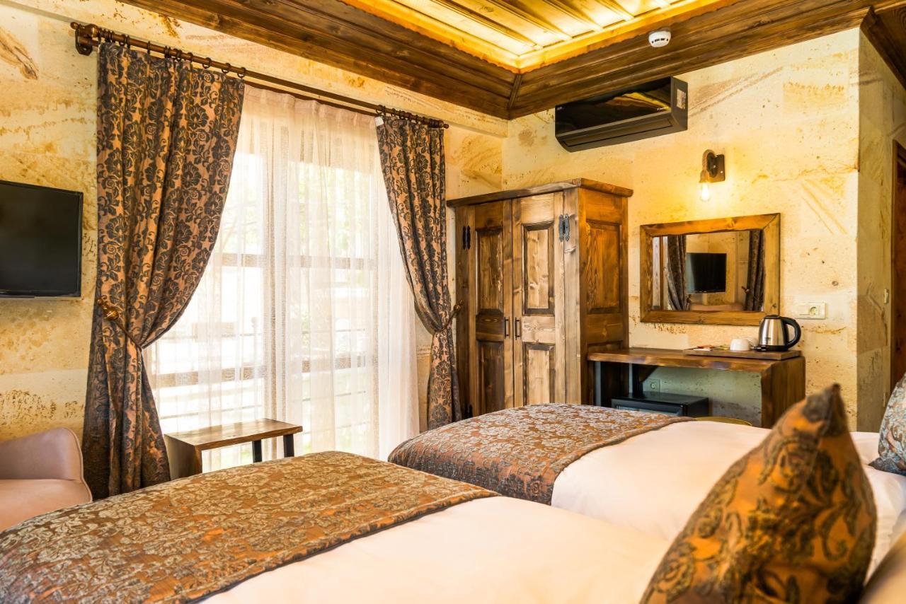 Flavia Cappadocia Hotel Üchisar Bagian luar foto