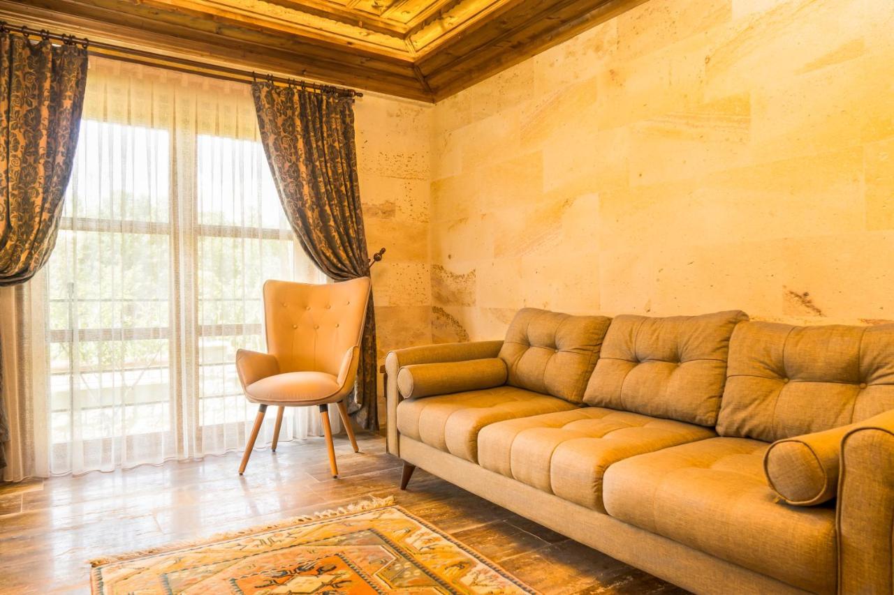 Flavia Cappadocia Hotel Üchisar Bagian luar foto
