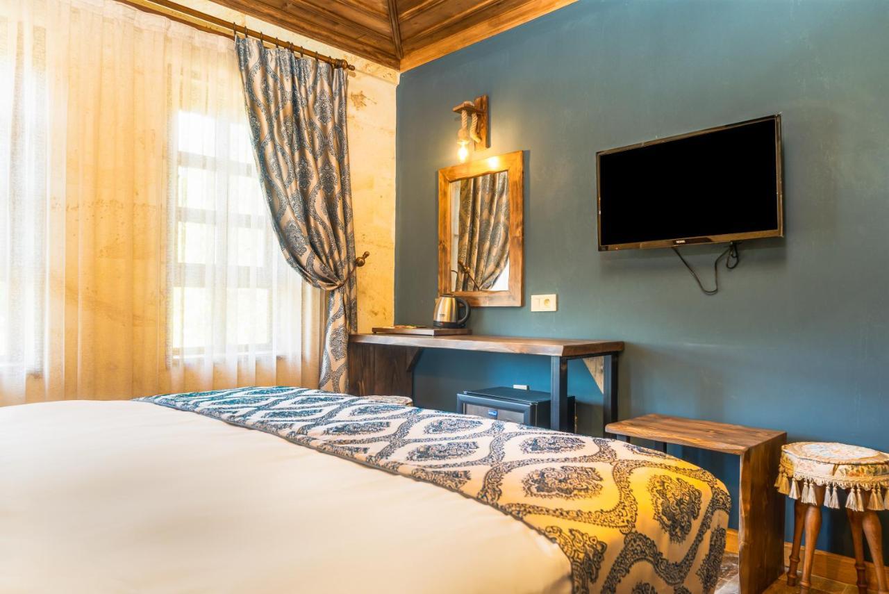 Flavia Cappadocia Hotel Üchisar Bagian luar foto