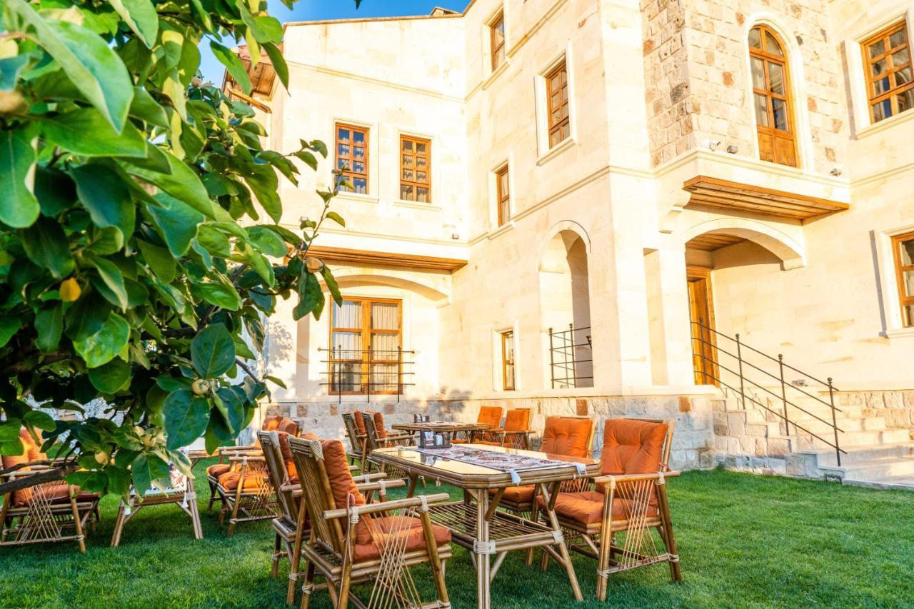 Flavia Cappadocia Hotel Üchisar Bagian luar foto