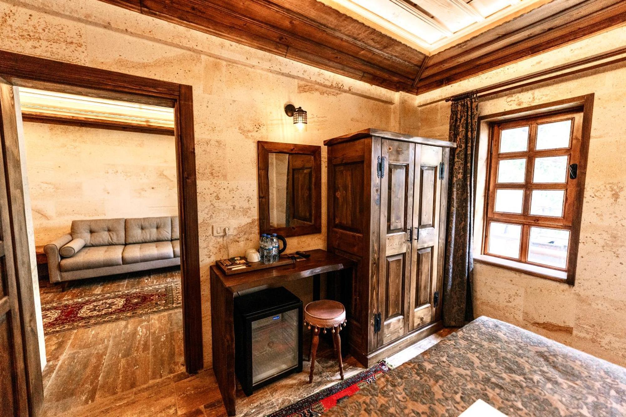 Flavia Cappadocia Hotel Üchisar Bagian luar foto