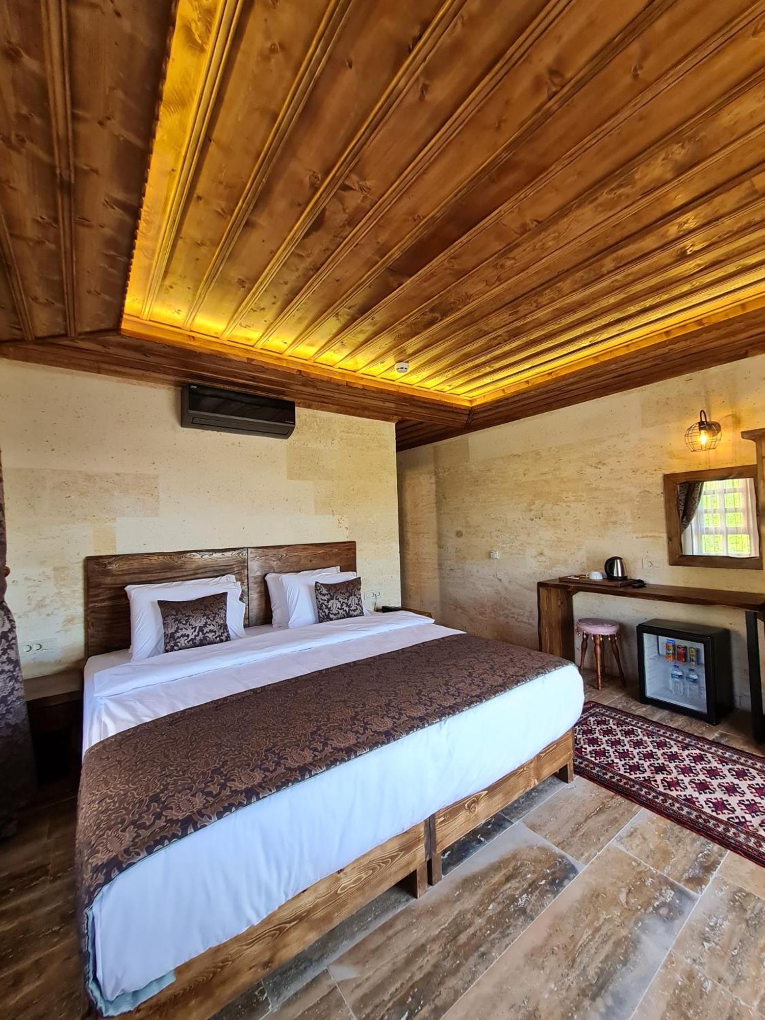 Flavia Cappadocia Hotel Üchisar Bagian luar foto