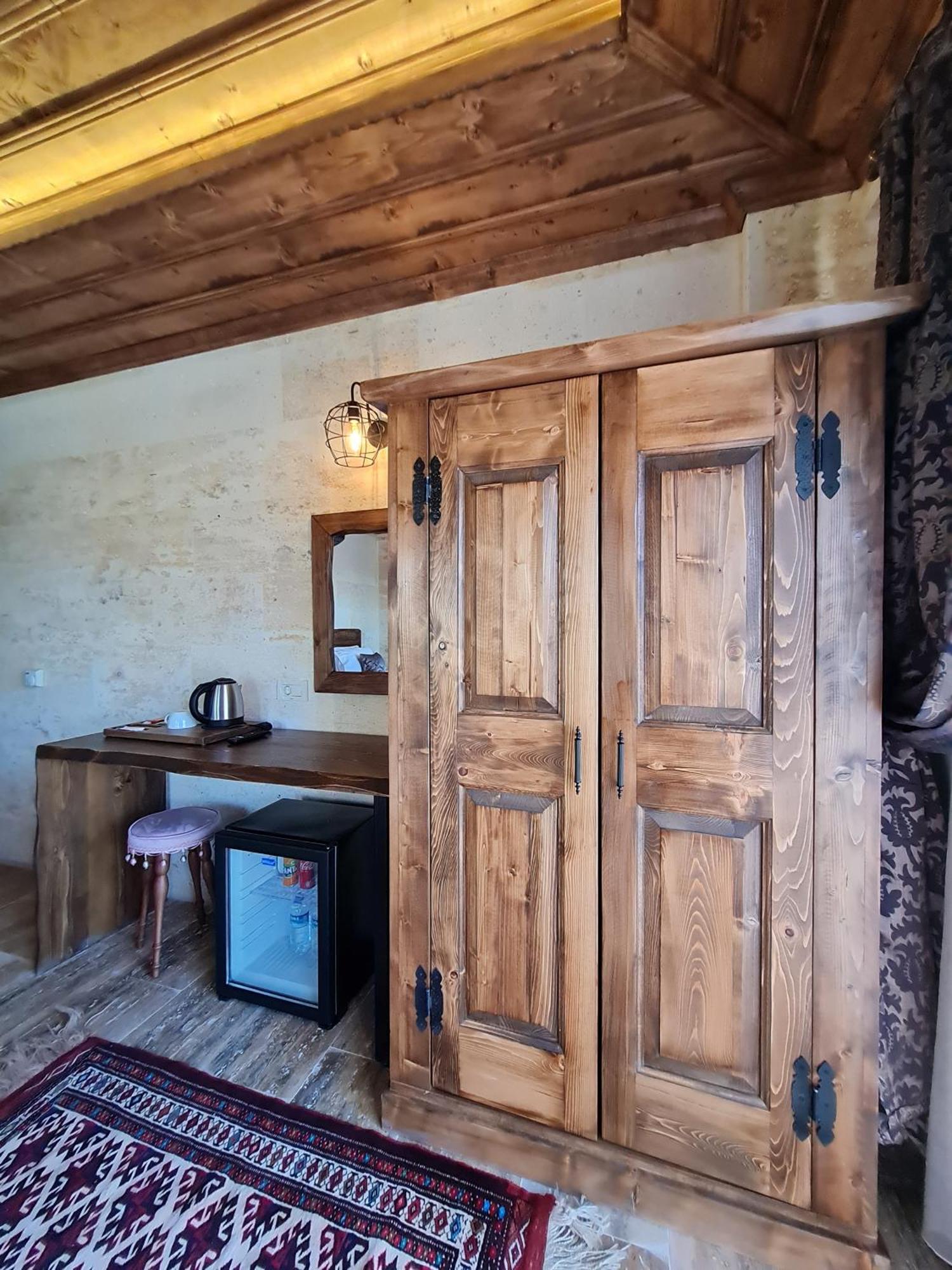 Flavia Cappadocia Hotel Üchisar Bagian luar foto