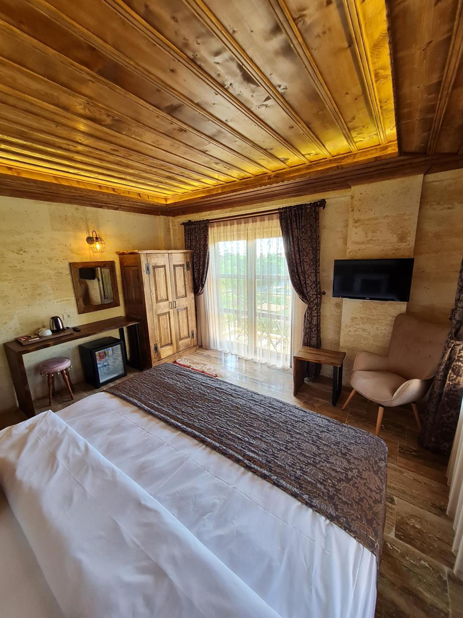 Flavia Cappadocia Hotel Üchisar Bagian luar foto