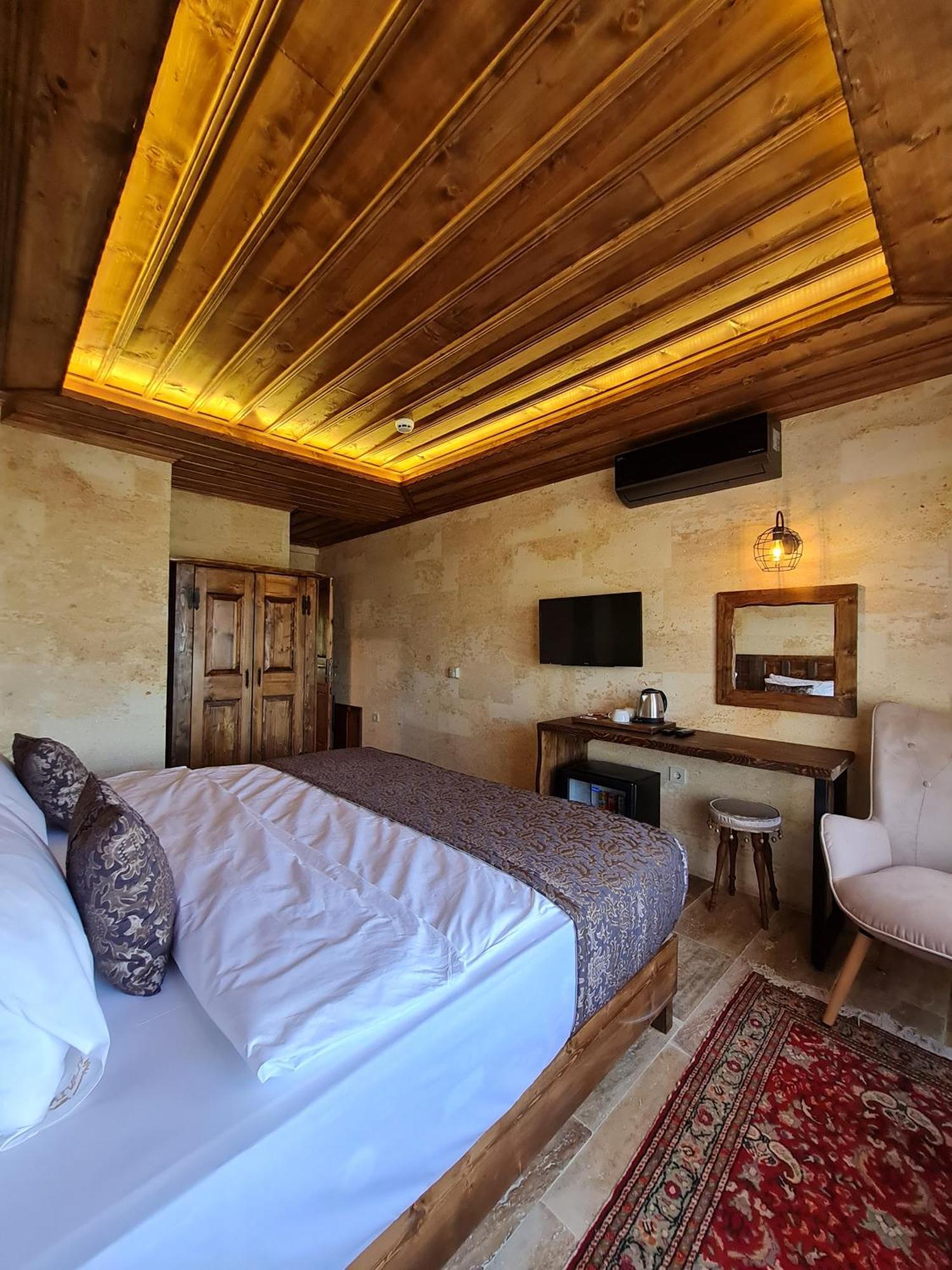 Flavia Cappadocia Hotel Üchisar Bagian luar foto