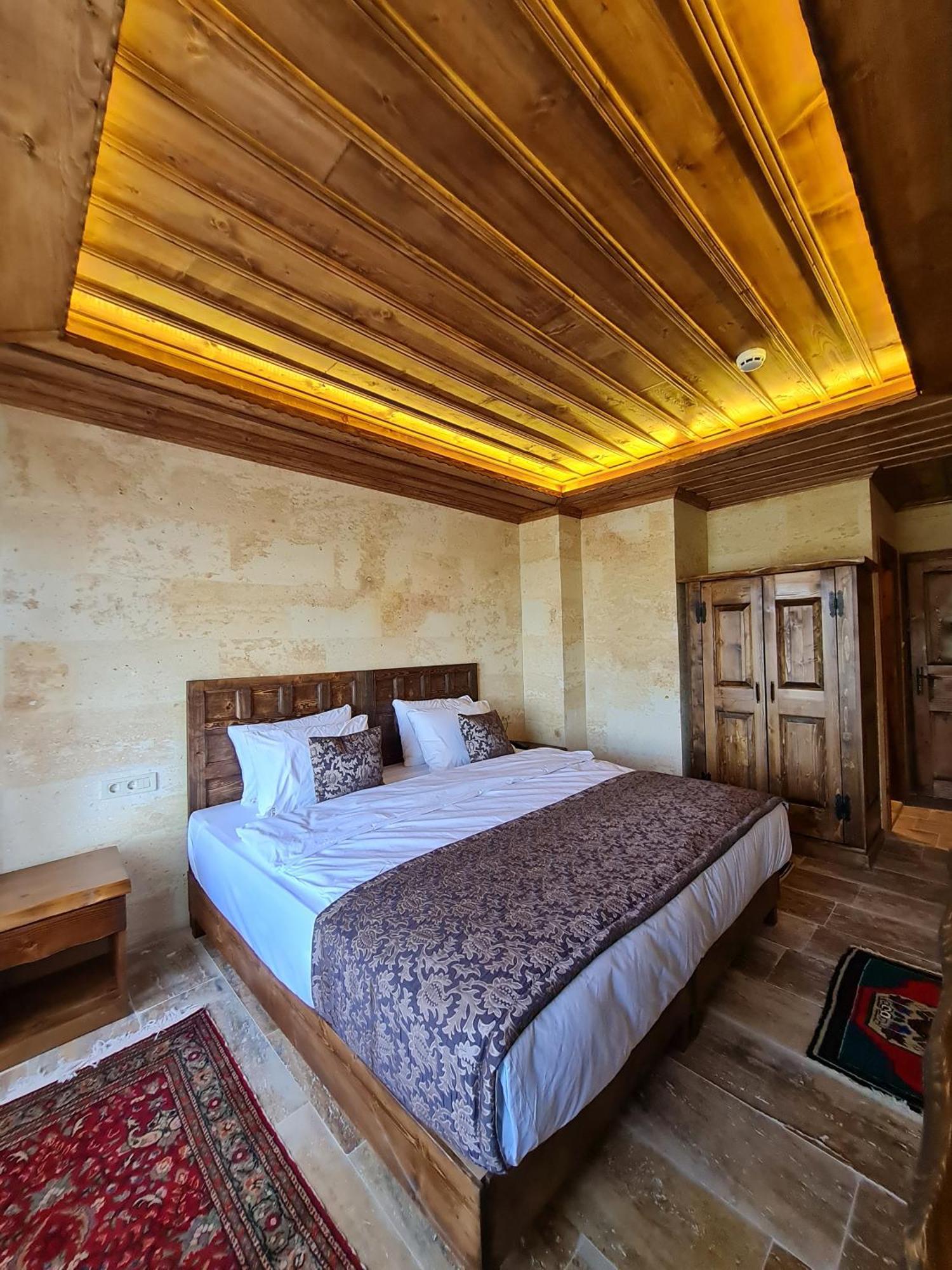 Flavia Cappadocia Hotel Üchisar Bagian luar foto