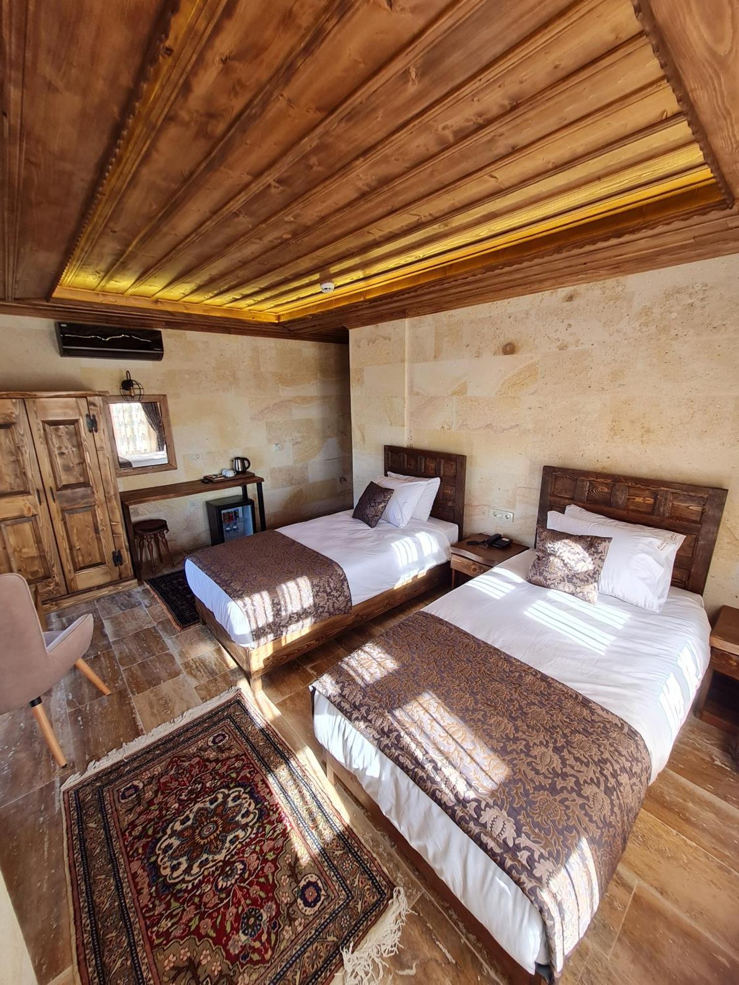 Flavia Cappadocia Hotel Üchisar Bagian luar foto