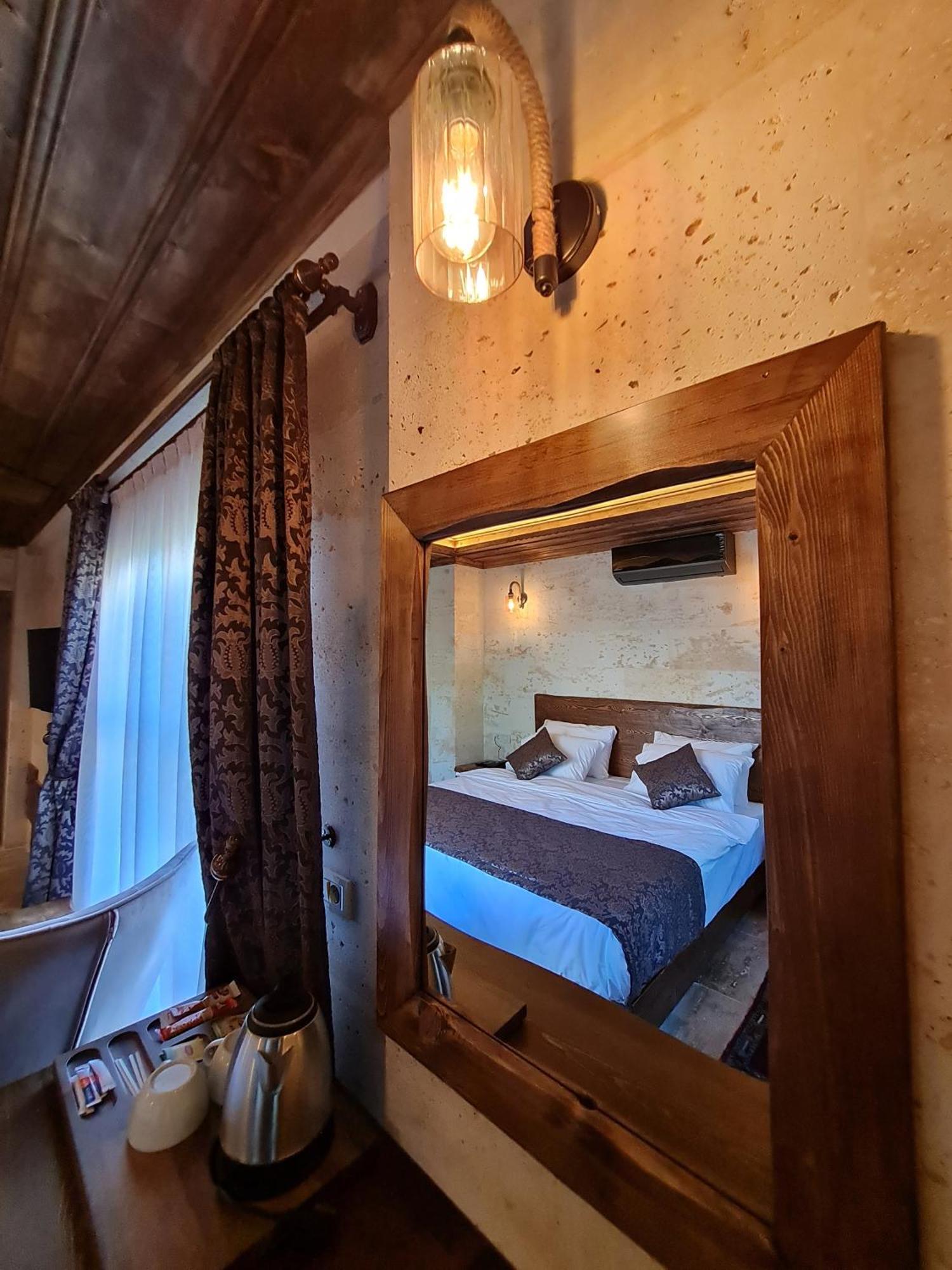 Flavia Cappadocia Hotel Üchisar Bagian luar foto