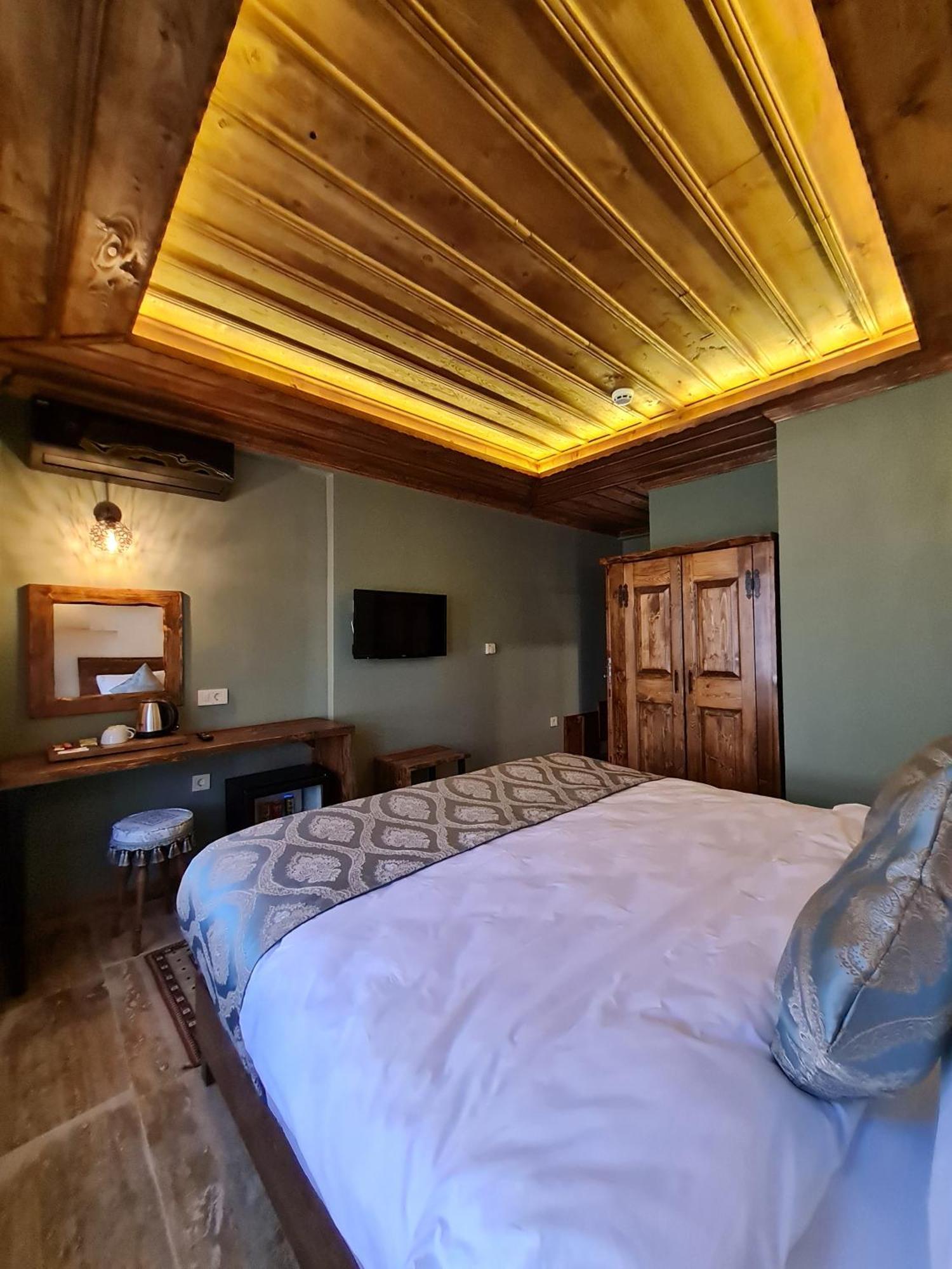 Flavia Cappadocia Hotel Üchisar Bagian luar foto
